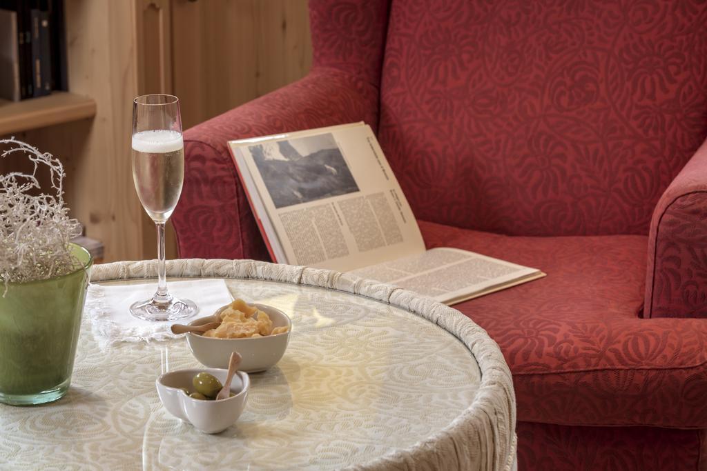 Hotel Chalet Del Sogno مادونا دي كامبيليو المظهر الخارجي الصورة