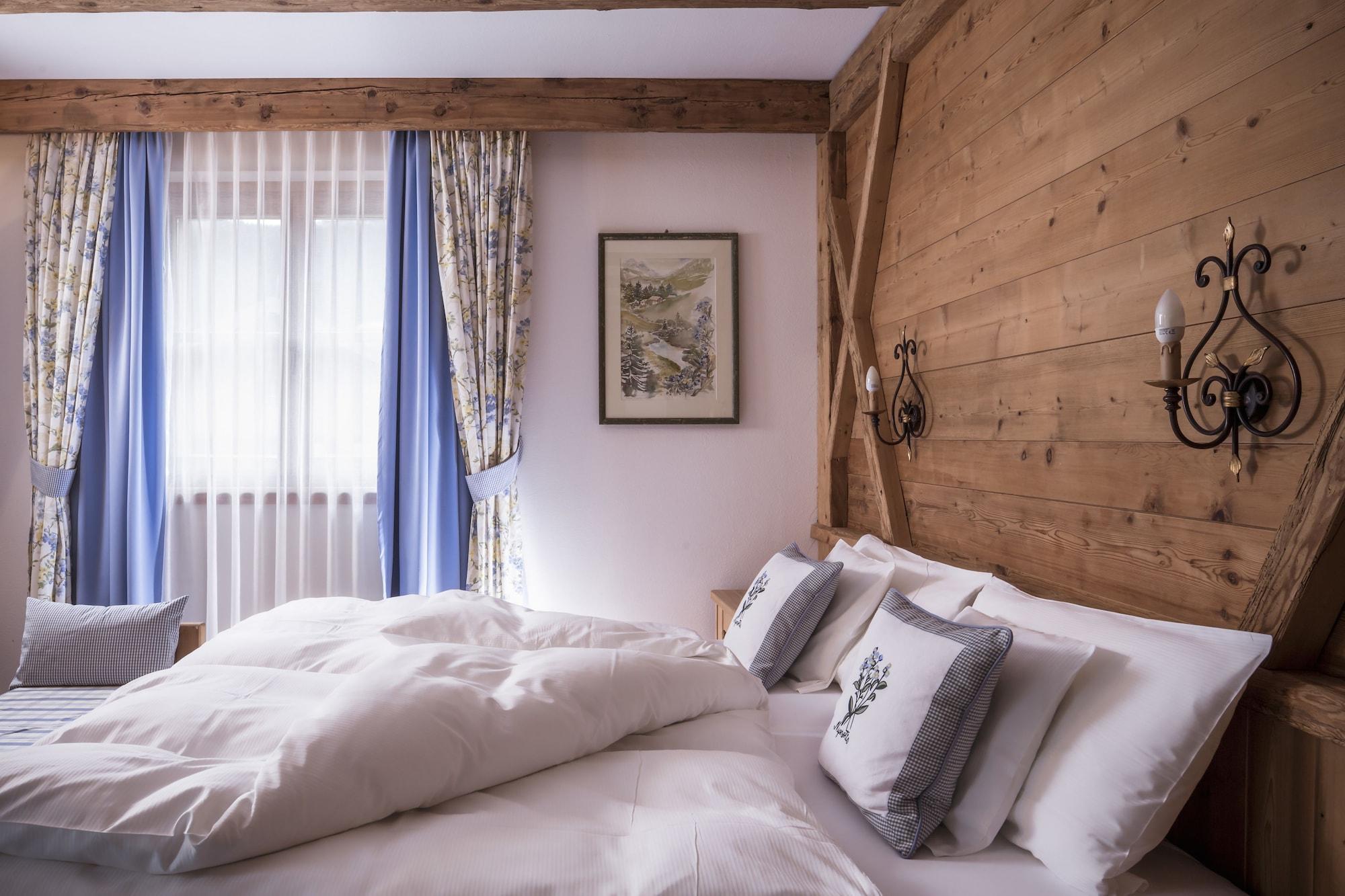 Hotel Chalet Del Sogno مادونا دي كامبيليو المظهر الخارجي الصورة