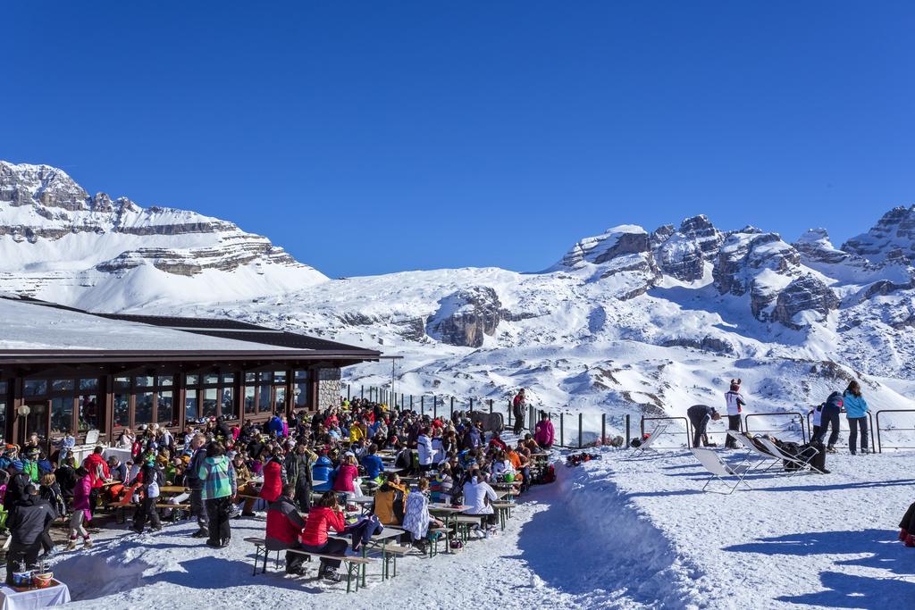 Hotel Chalet Del Sogno مادونا دي كامبيليو المظهر الخارجي الصورة